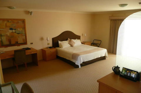 Wagga RSL Club Motel And Apartments - Kingaroy Accommodation 0