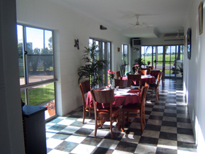 Whitsunday Palms - Kingaroy Accommodation 2