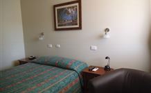 Aromet Motor Inn - Temora - Kingaroy Accommodation 0