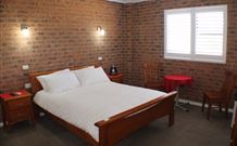 Bay N Basin Lodge - Sanctuary Point - Kingaroy Accommodation 3