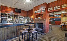 Boorowa Hotel - Boorowa - Kingaroy Accommodation 2