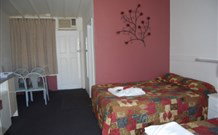 Holbrook Settlers Motel - Holbrook - Kingaroy Accommodation 4
