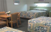 Holbrook Skye Motel - Holbrook - Kingaroy Accommodation 2