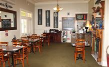 Neath Hotel - Neath - Kingaroy Accommodation 0