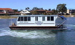 Dolphin Houseboat Holidays - Kingaroy Accommodation 0
