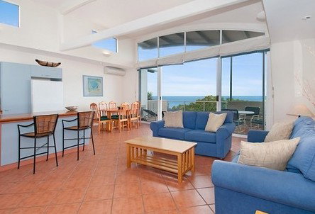 Aqua Promenade Beachfront Apartments - Kingaroy Accommodation 2