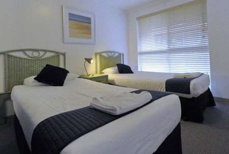 Nelson Bay Breeze Resort - Kingaroy Accommodation 1