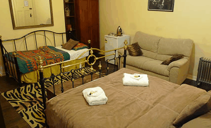 Edinburgh Gallery Bed And Breakfast - Kingaroy Accommodation 1