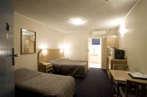 Dorset Gardens Hotel - Kingaroy Accommodation 0