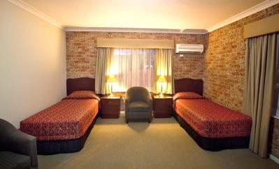 Endeavour Court Motor Inn - Kingaroy Accommodation 5