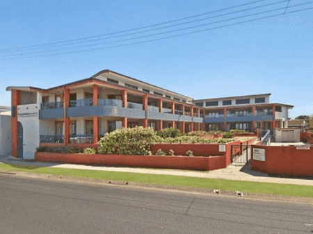 Lennox Point Holiday Apartments - Kingaroy Accommodation
