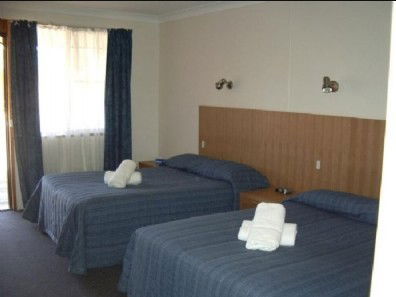 Adelong Motel - Kingaroy Accommodation 1