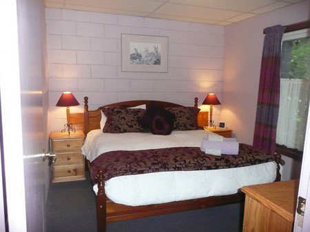 Forest Lodge - Kingaroy Accommodation 1