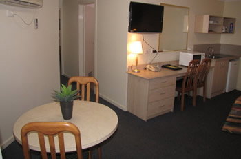 Golf Links Motel - Kingaroy Accommodation 3