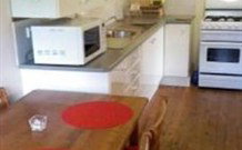 Berrara Beach Kangaroo Cabin - Kingaroy Accommodation 0