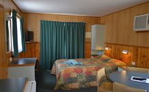 Husky Style - Kingaroy Accommodation 7