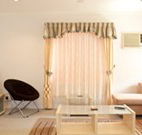 Krinklewood Cottage and Train Carriages