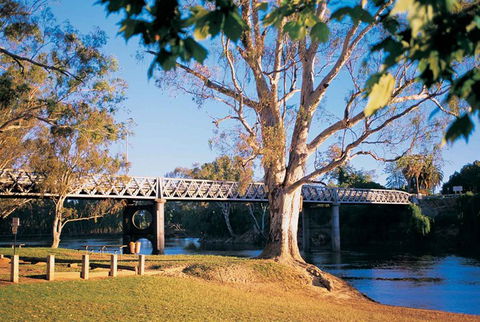 Albury-Wodonga YHA - Kingaroy Accommodation 9