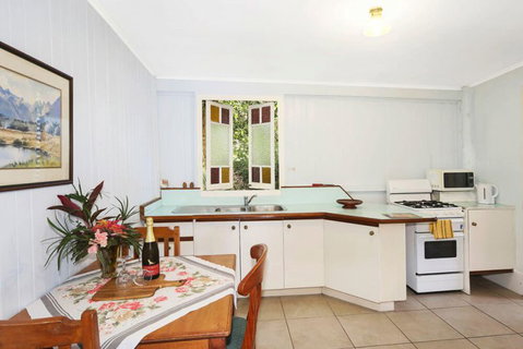 Noosa Avalon Farm Cottages - Kingaroy Accommodation 13