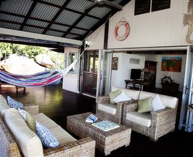 Bedarra Beach House - Kingaroy Accommodation 3