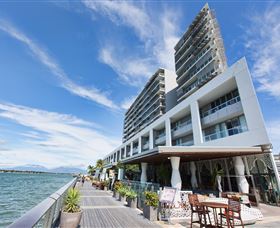 Cairns Harbour Lights - Kingaroy Accommodation 3