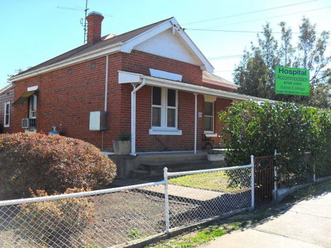Aaron Cottage - Kingaroy Accommodation 5