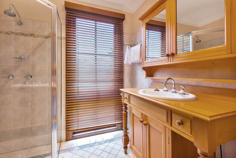 Elderslie House - Kingaroy Accommodation 7