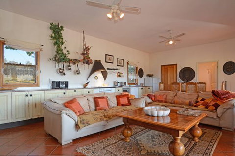 Elderslie House - Kingaroy Accommodation 90