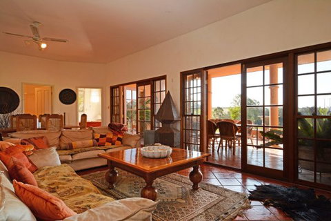 Elderslie House - Kingaroy Accommodation 94