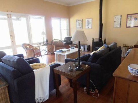 Elderslie House - Kingaroy Accommodation 66