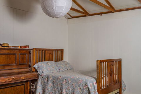 Daisy's Cottage - Kingaroy Accommodation 1