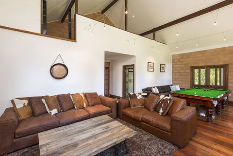 Elderslie House - Kingaroy Accommodation 104