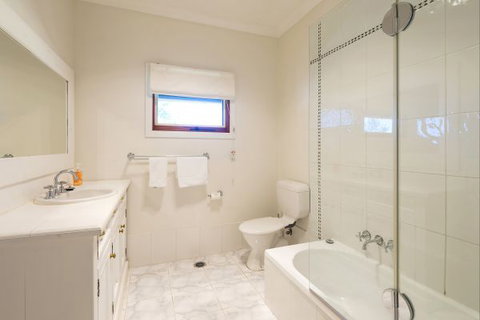 Elderslie House - Kingaroy Accommodation 162