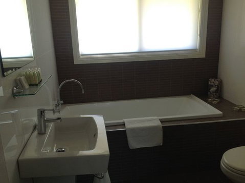 Elderslie House - Kingaroy Accommodation 47