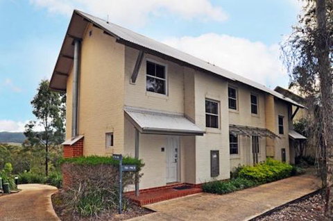 Elderslie House - Kingaroy Accommodation 13