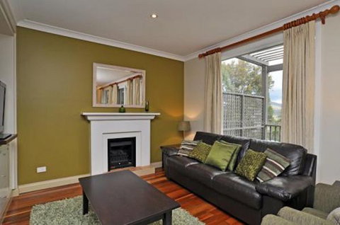 Elderslie House - Kingaroy Accommodation 14