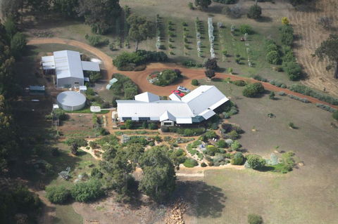 Shambhala Guesthouse - Kingaroy Accommodation 5