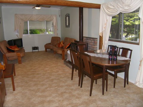 Palais D'Amor At Greenwell Point - Kingaroy Accommodation 32