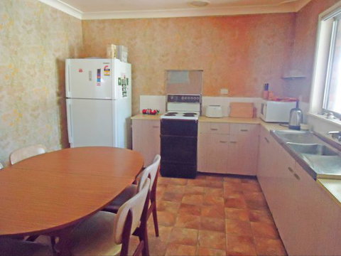 Palais D'Amor At Greenwell Point - Kingaroy Accommodation 72