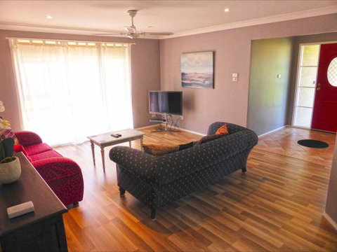Palais D'Amor At Greenwell Point - Kingaroy Accommodation 122