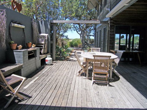 Palais D'Amor At Greenwell Point - Kingaroy Accommodation 97