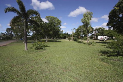Bluewater Caravan Park - Kingaroy Accommodation 4