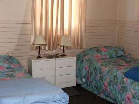 CASS Cottage - Kingaroy Accommodation 2
