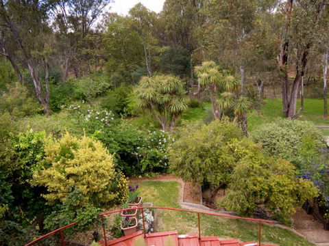 Chisholm Heights CBD Accommodation - Kingaroy Accommodation 5