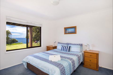 Seacliff Mollymook - Kingaroy Accommodation 9