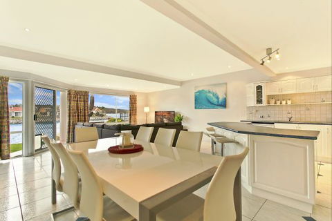 SALT Waterfront Apartment - Kingaroy Accommodation 1