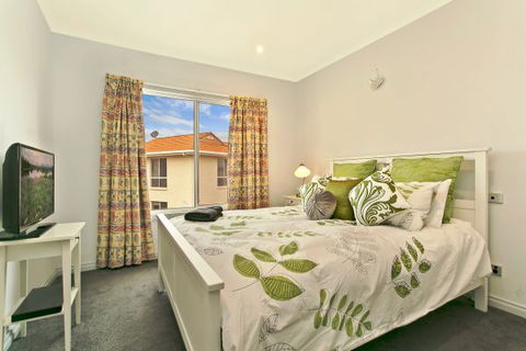 SALT Waterfront Apartment - Kingaroy Accommodation 6
