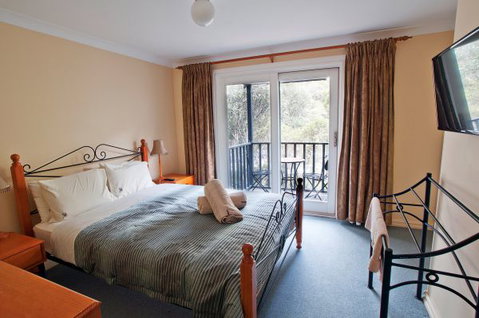 Three Bears 2 - Kingaroy Accommodation 4