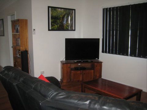 Sapphire Cottage - Kingaroy Accommodation 5