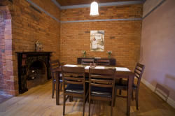 Florennes Heritage Cottage - Kingaroy Accommodation 2